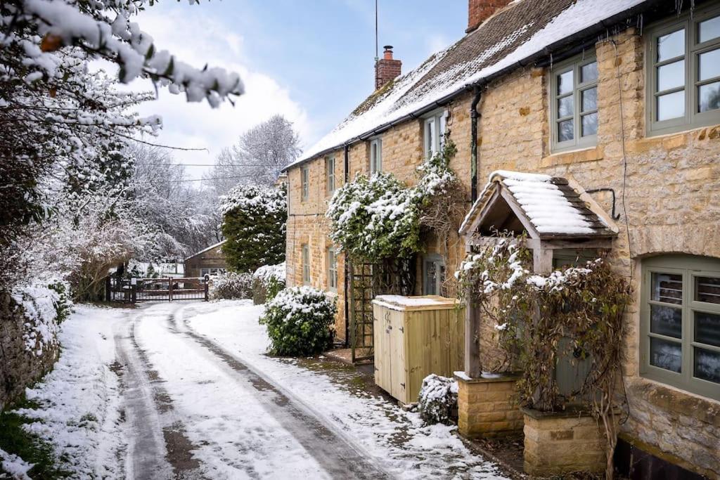 Charming 17Th Century Cotswold Cottage Adlestrop Kültér fotó