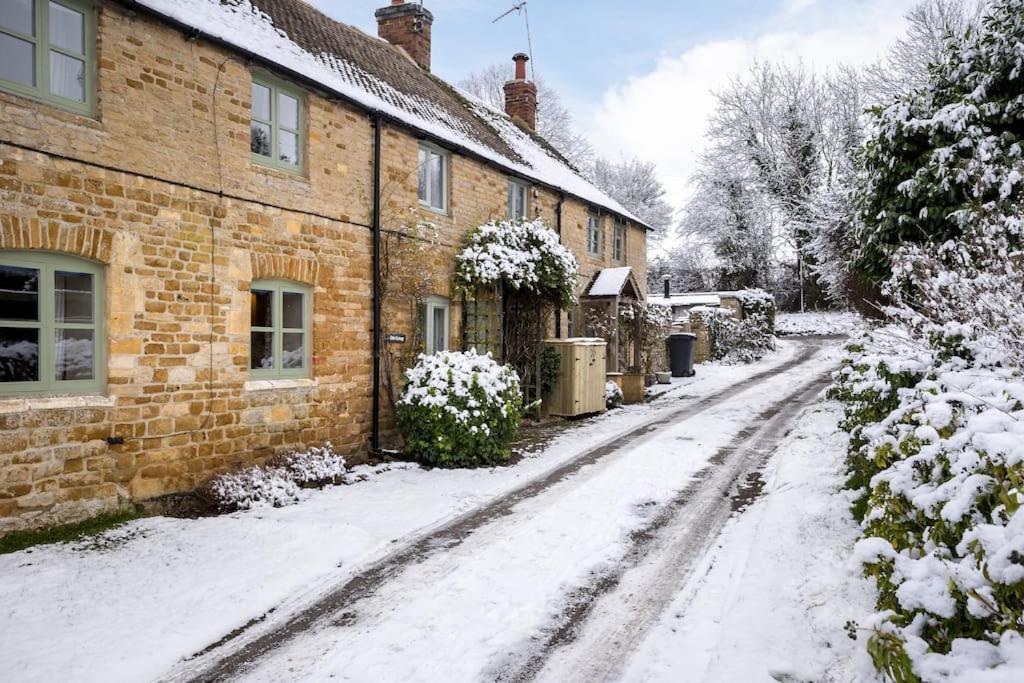 Charming 17Th Century Cotswold Cottage Adlestrop Kültér fotó