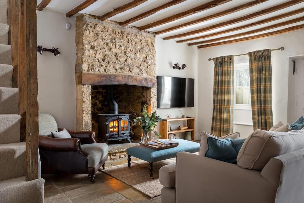 Charming 17Th Century Cotswold Cottage Adlestrop Kültér fotó